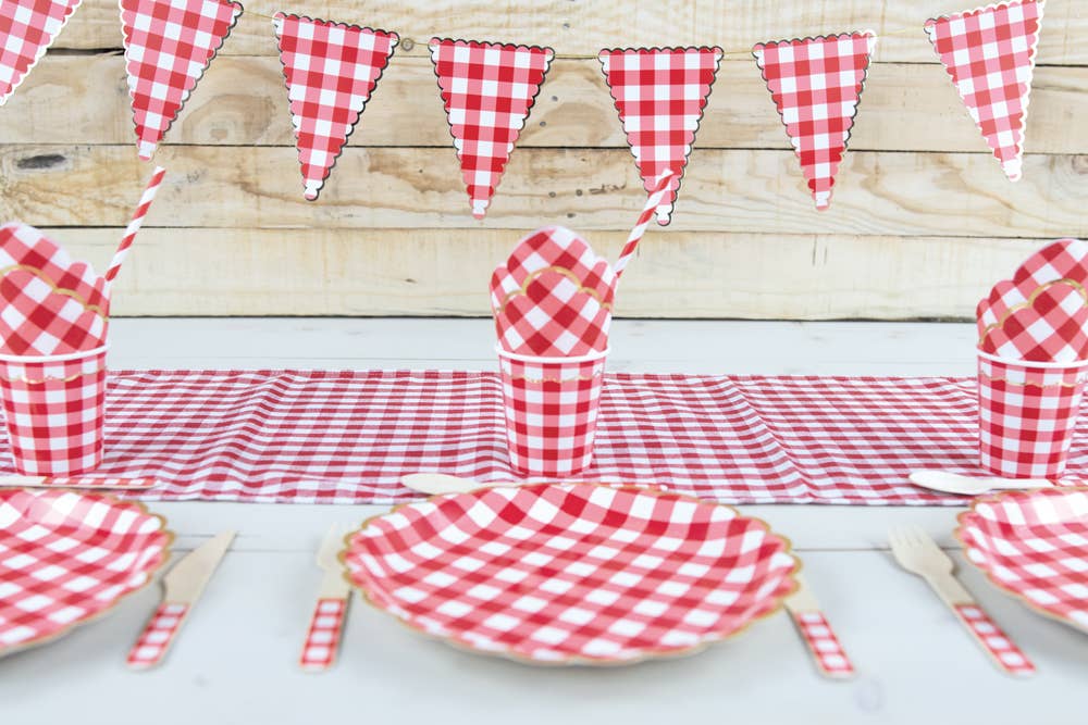 Red Gingham table runner 300X300 cm