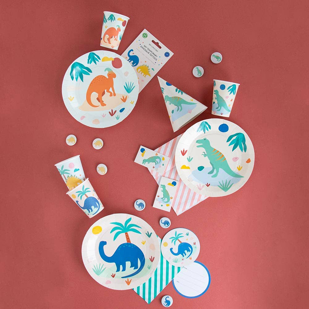 Dino plates x 8