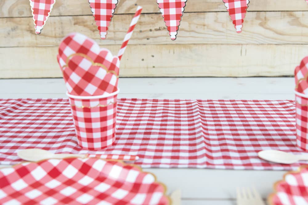 Red Gingham table runner 300X300 cm